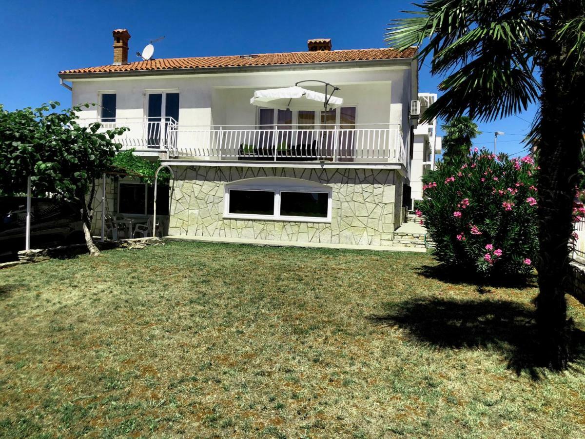Apartments Roberta Novigrad  Bagian luar foto